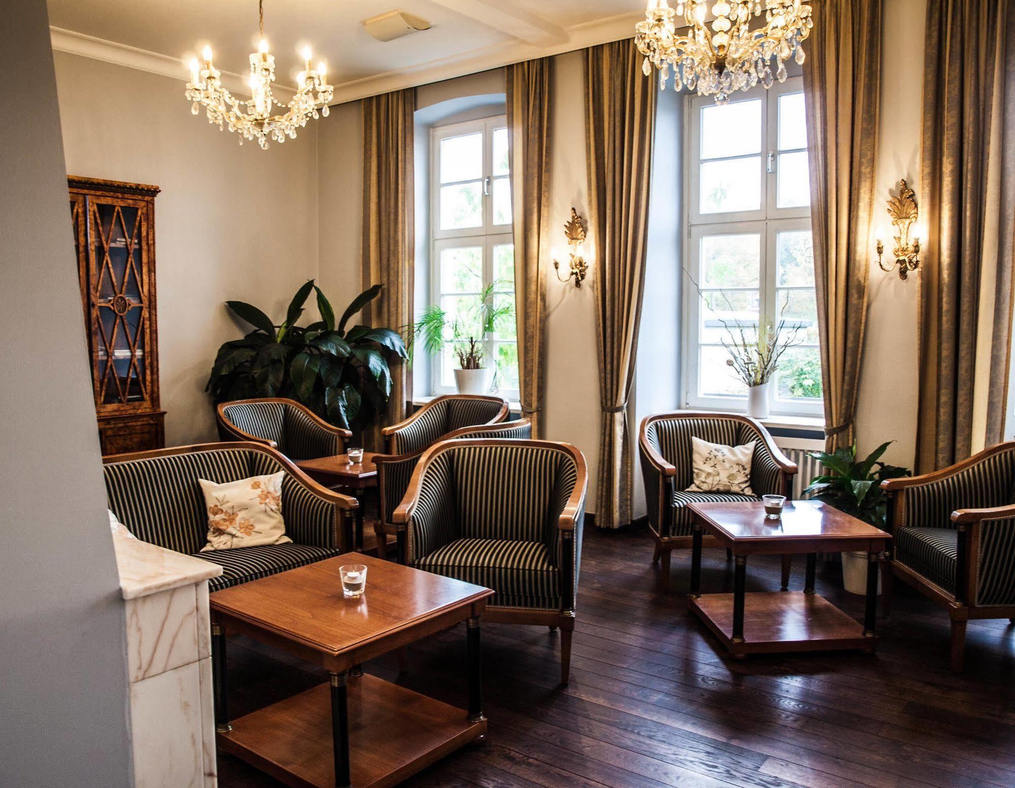 Hotel Prinzenpalais 巴特多布兰 外观 照片